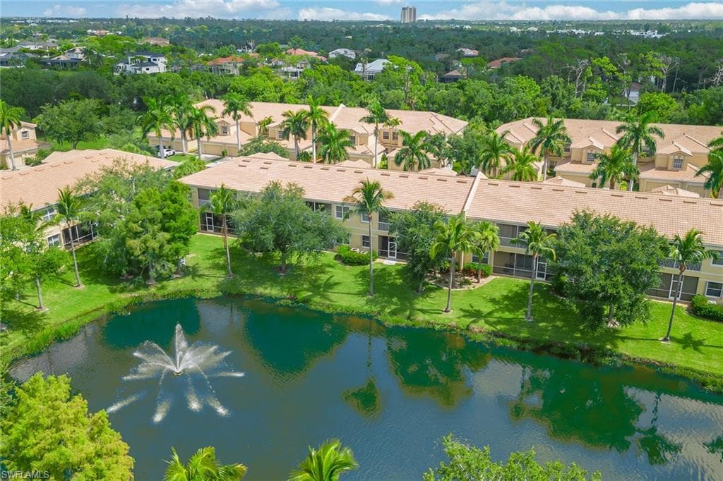 6031 Jonathans Bay Cir 401, Fort Myers, FL 33908-28
