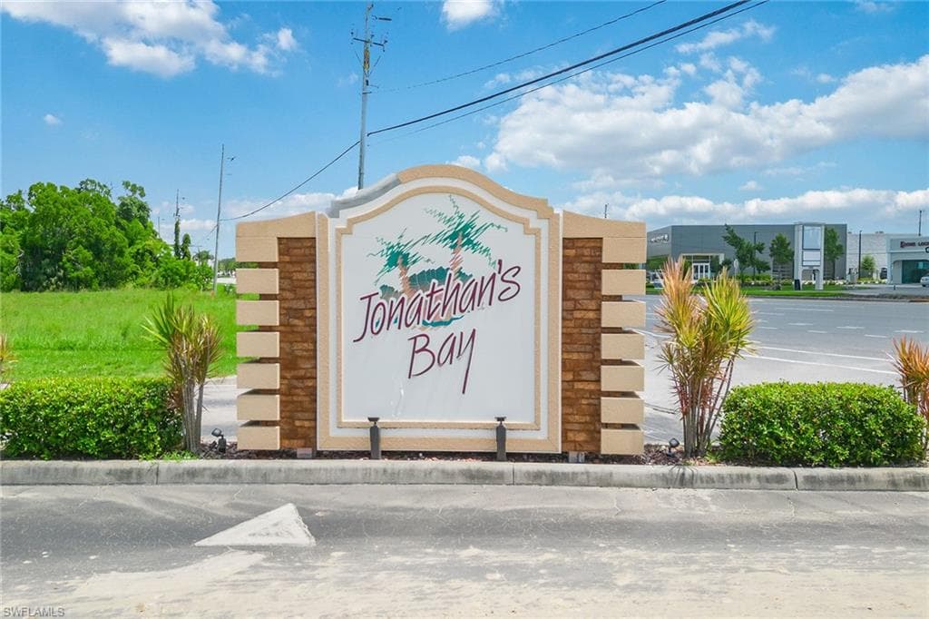 6031 Jonathans Bay Cir 401, Fort Myers, FL 33908-31