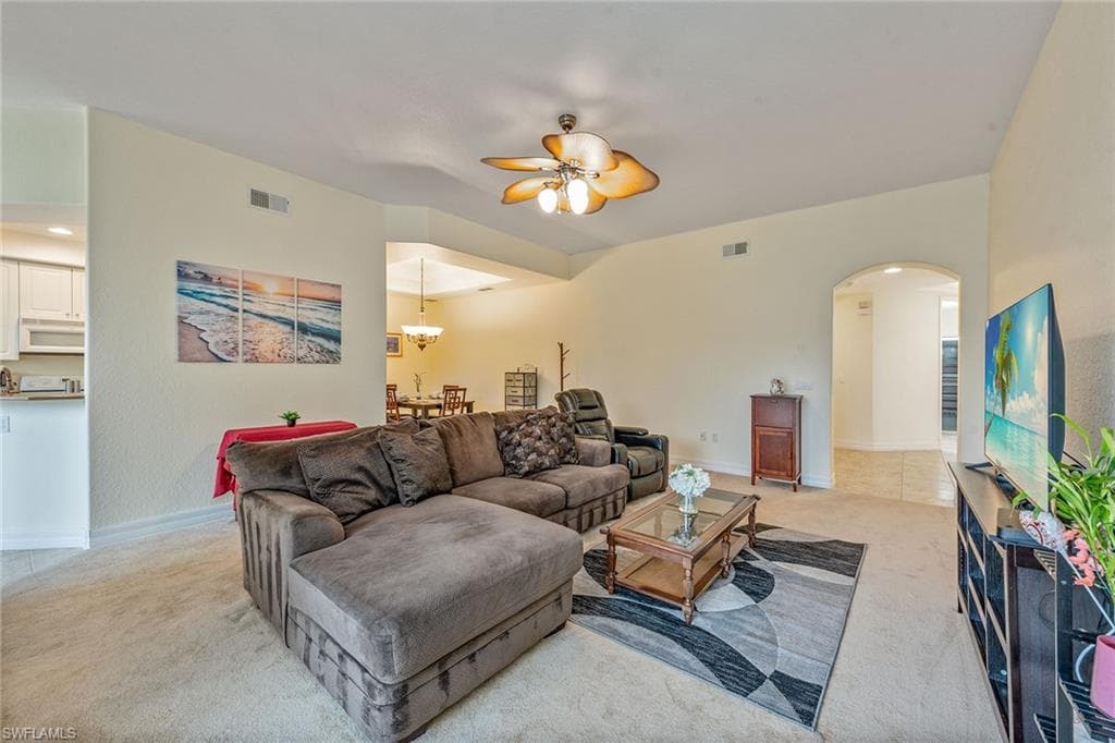 6031 Jonathans Bay Cir 401, Fort Myers, FL 33908-7