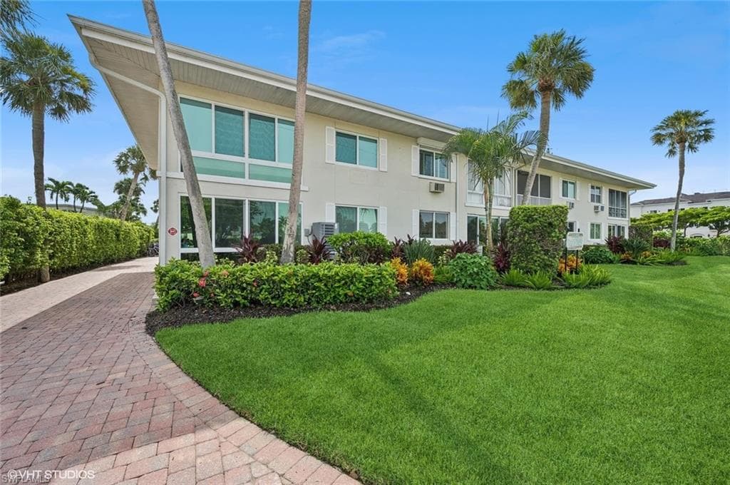 1550 Gulf Shore Blvd N 6w, Naples, FL 34102-20