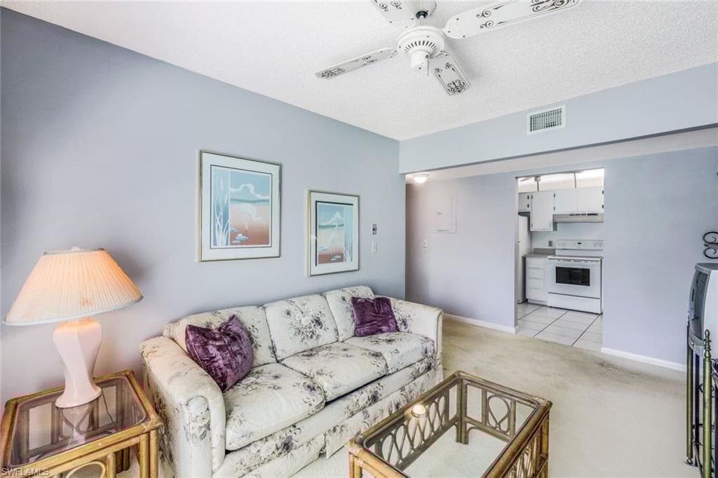 1704 Kings Lake Blvd 7, Naples, FL 34112-17