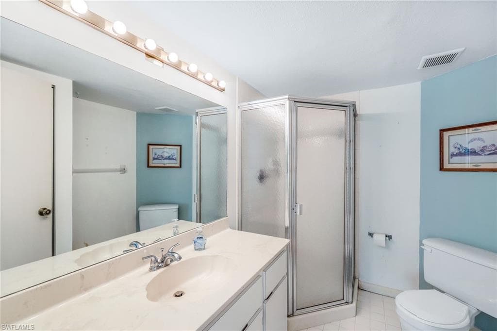 1704 Kings Lake Blvd 7, Naples, FL 34112-21