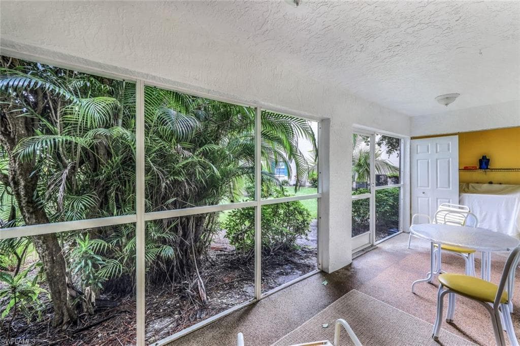 1704 Kings Lake Blvd 7, Naples, FL 34112-25