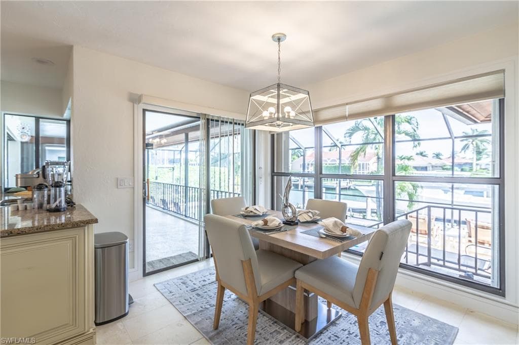 528 Tigertail Ct, Marco Island, FL 34145-16