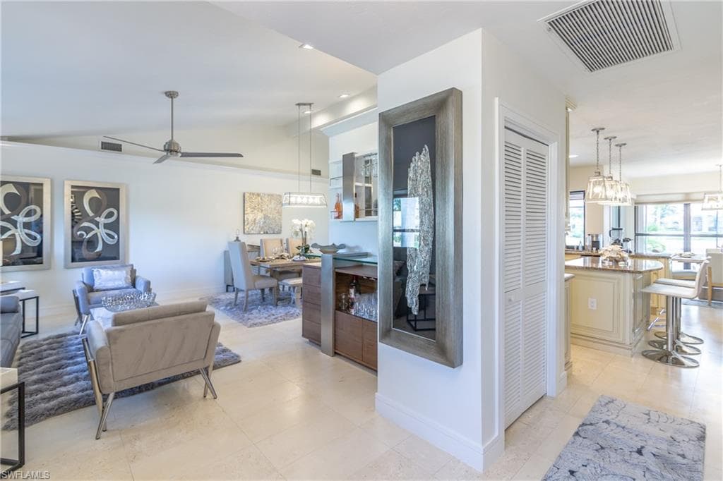 528 Tigertail Ct, Marco Island, FL 34145-6