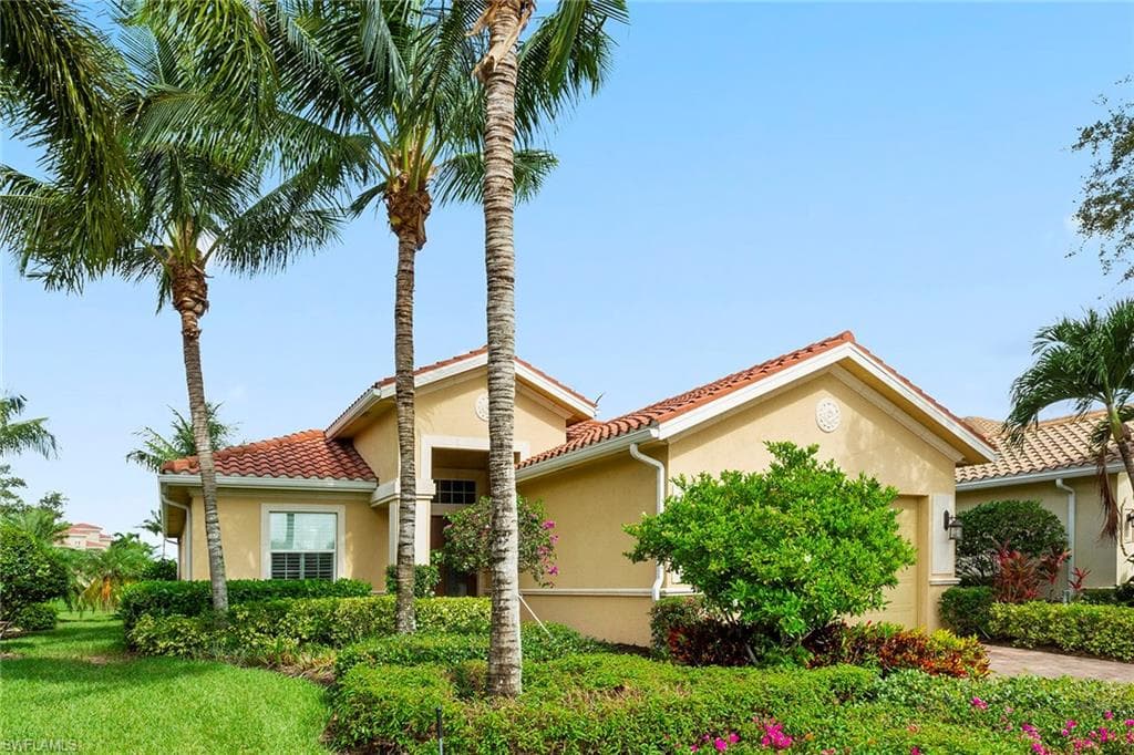 9197 Campanile Cir, Naples, FL 34114-3