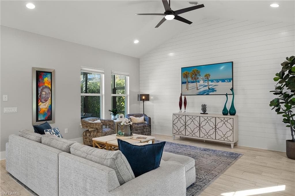 14844 Dockside Ln, Naples, FL 34114-6