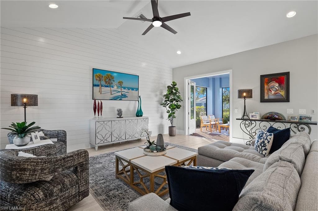 14844 Dockside Ln, Naples, FL 34114-7