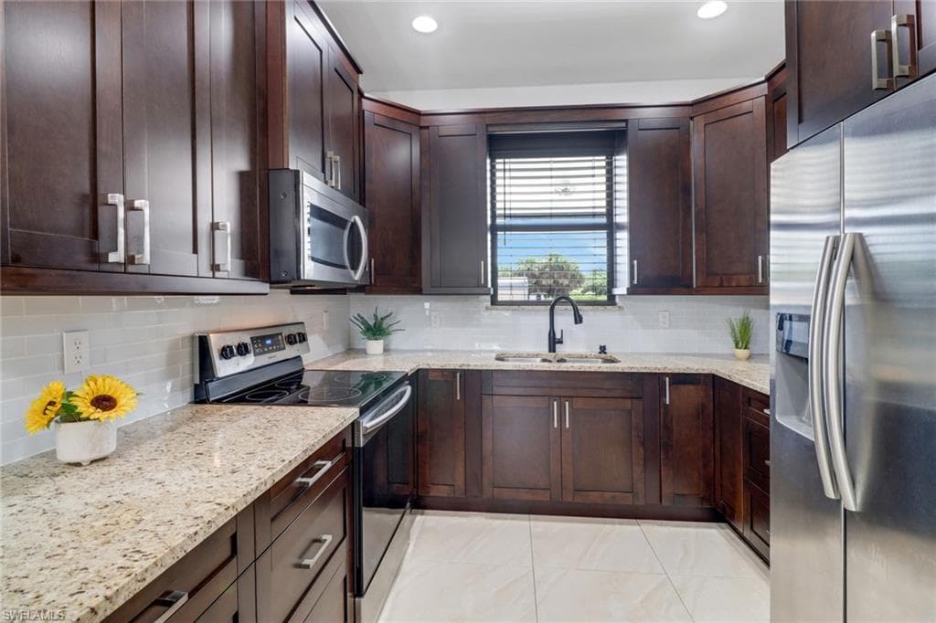 3170 Everglades Blvd S, Naples, FL 34117-14