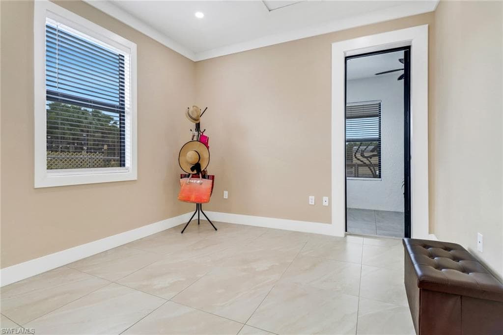 3170 Everglades Blvd S, Naples, FL 34117-21