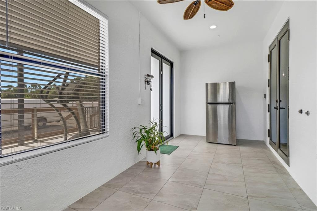 3170 Everglades Blvd S, Naples, FL 34117-24