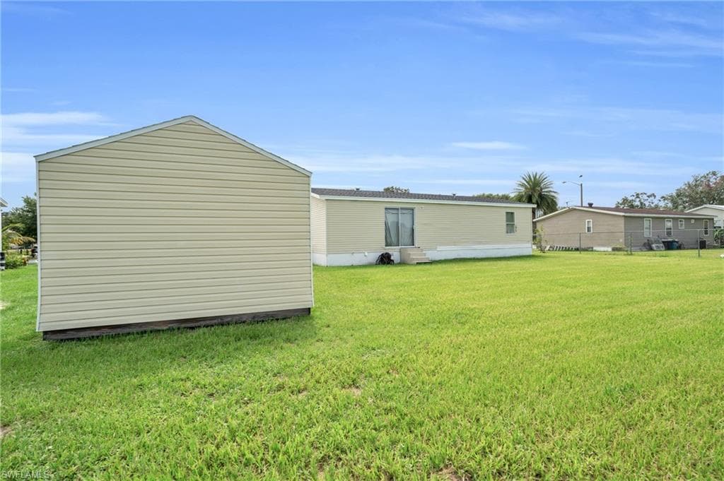4185 Tanglewood Ln, Labelle, FL 33935-29