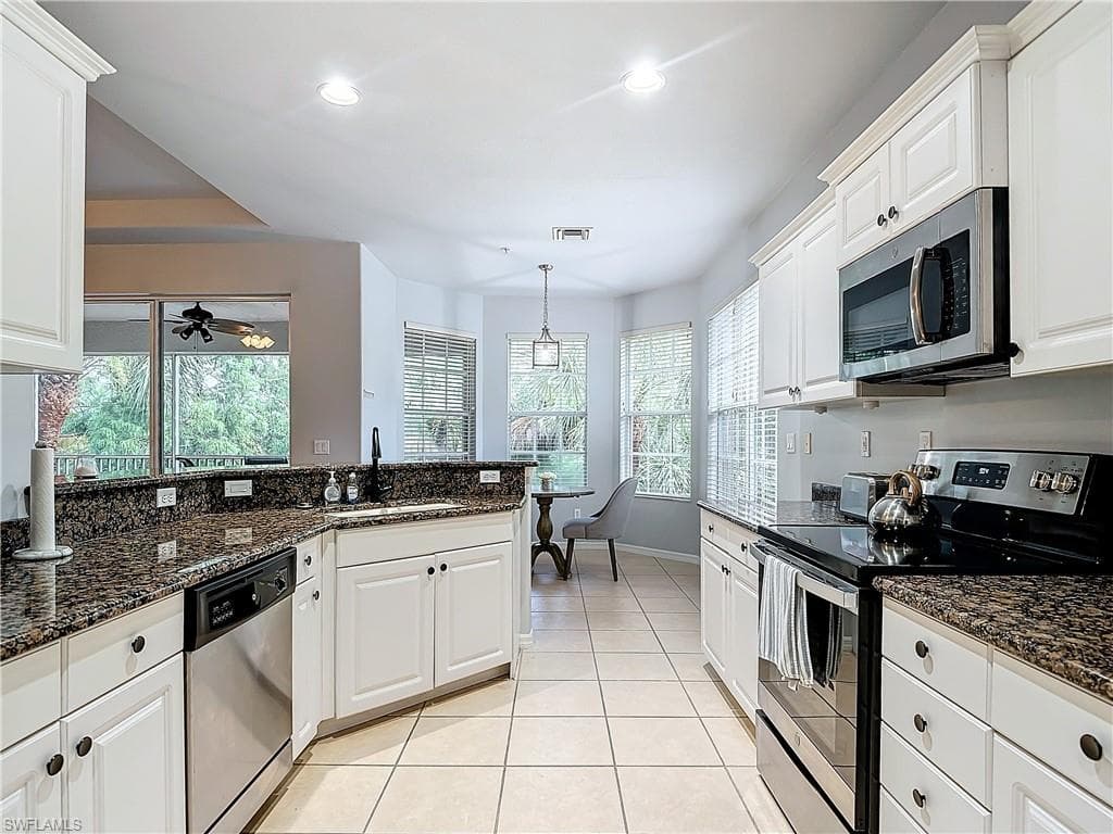 12854 Carrington Cir 204, Naples, FL 34105-14