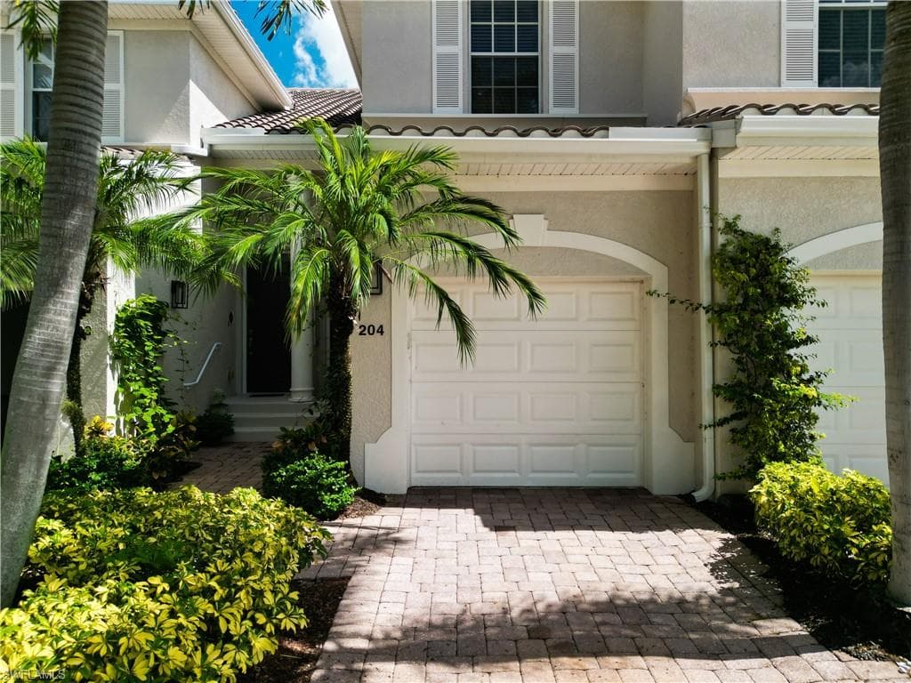 12854 Carrington Cir 204, Naples, FL 34105-32