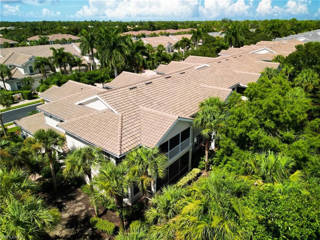 12854 Carrington Cir 204, Naples, FL 34105-37