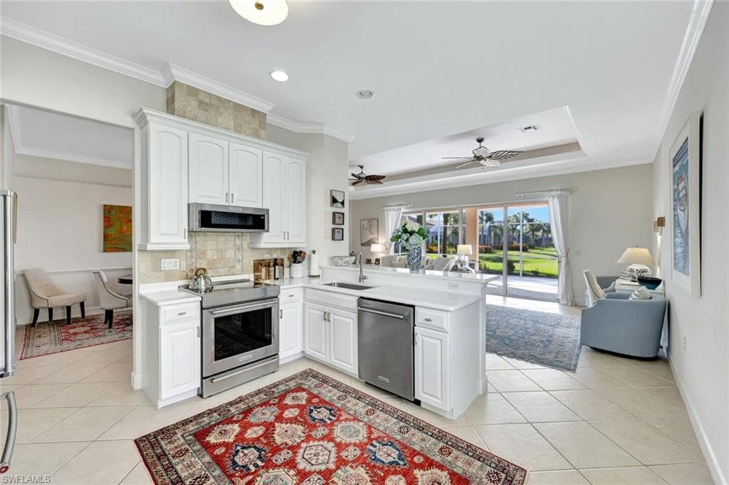 3971 Jasmine Lake Cir, Naples, FL 34119-10