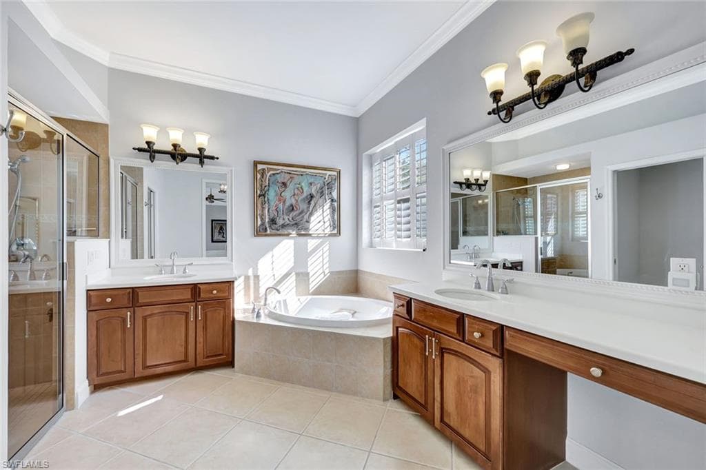 3971 Jasmine Lake Cir, Naples, FL 34119-13
