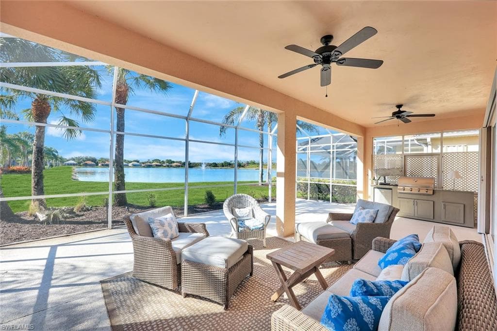 3971 Jasmine Lake Cir, Naples, FL 34119-2