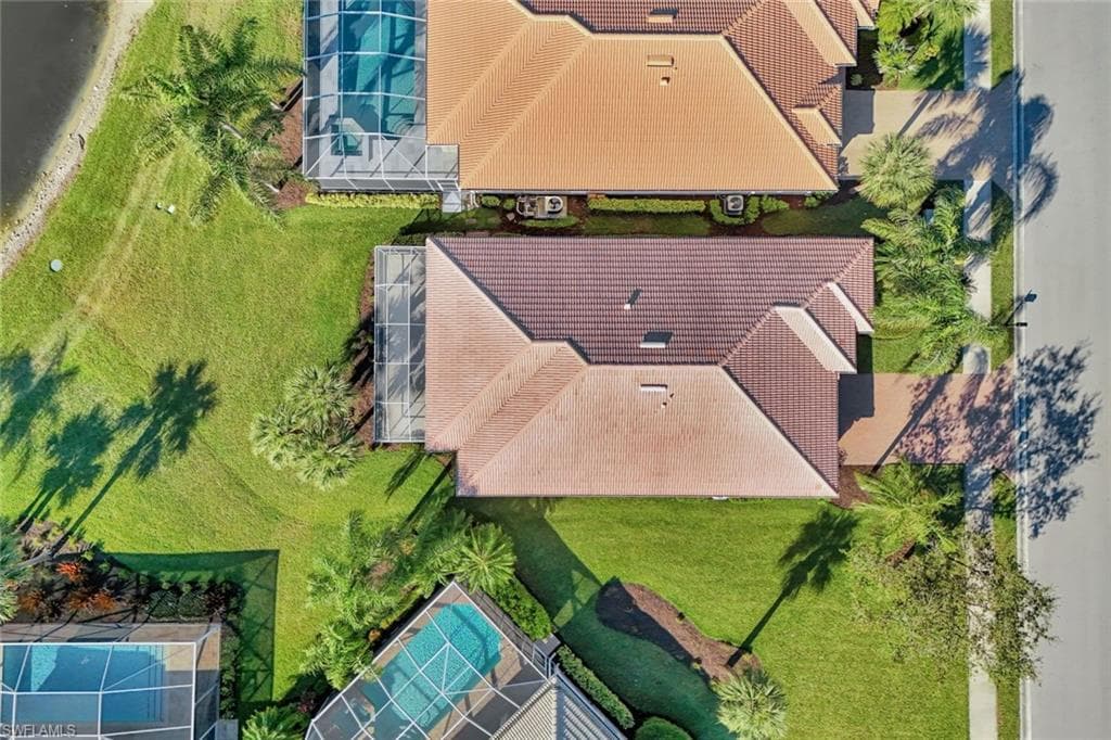 3971 Jasmine Lake Cir, Naples, FL 34119-38