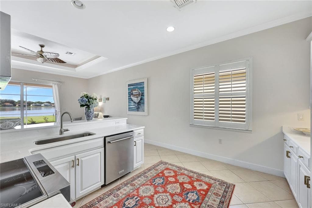 3971 Jasmine Lake Cir, Naples, FL 34119-6