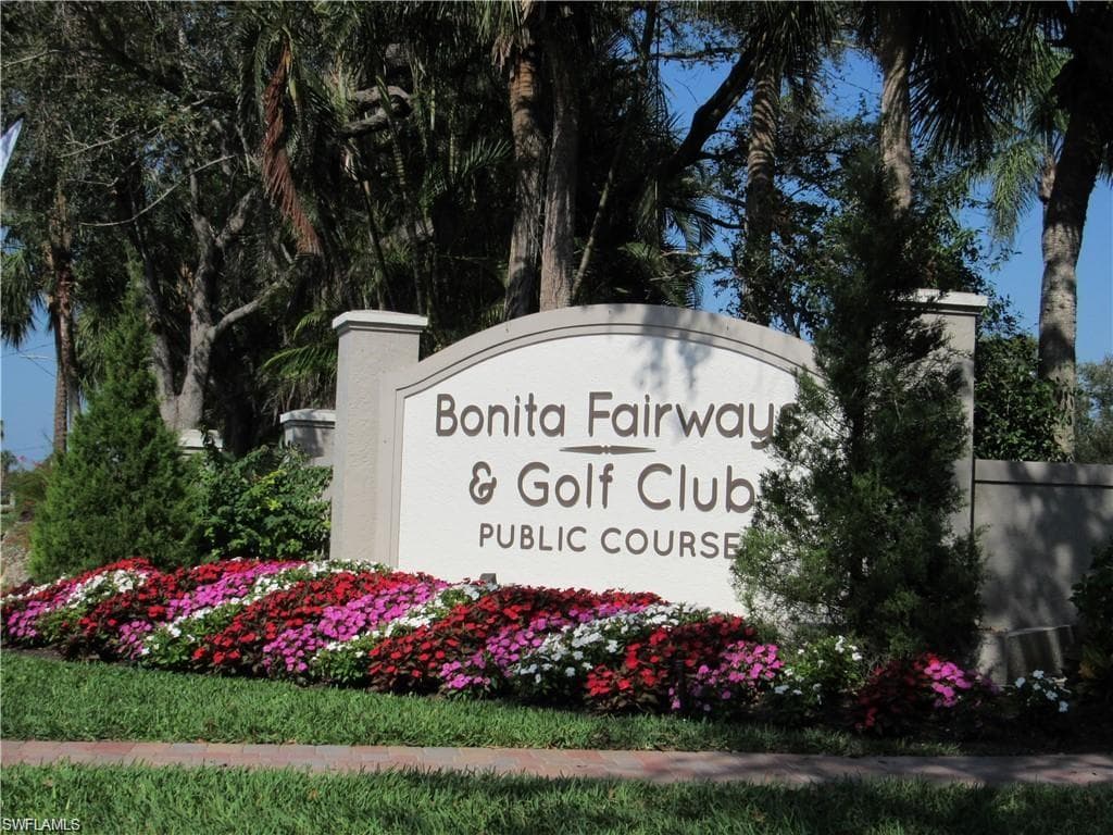 26640 Rosewood Pointe Dr 302, Bonita Springs, FL 34135-1