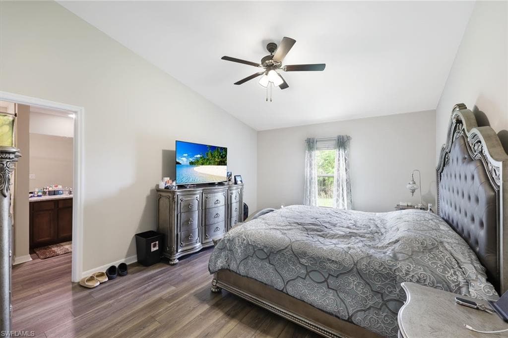3620 38th Ter, Cape Coral, FL 33993-13