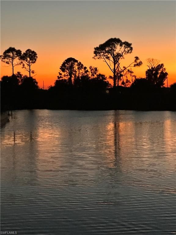 3620 38th Ter, Cape Coral, FL 33993-27