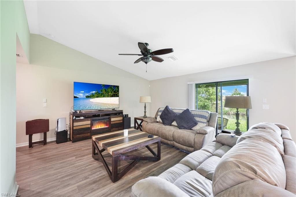 3620 38th Ter, Cape Coral, FL 33993-5