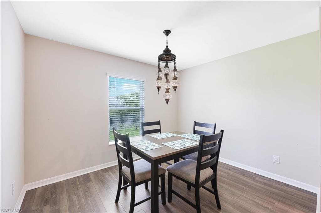 3620 38th Ter, Cape Coral, FL 33993-8