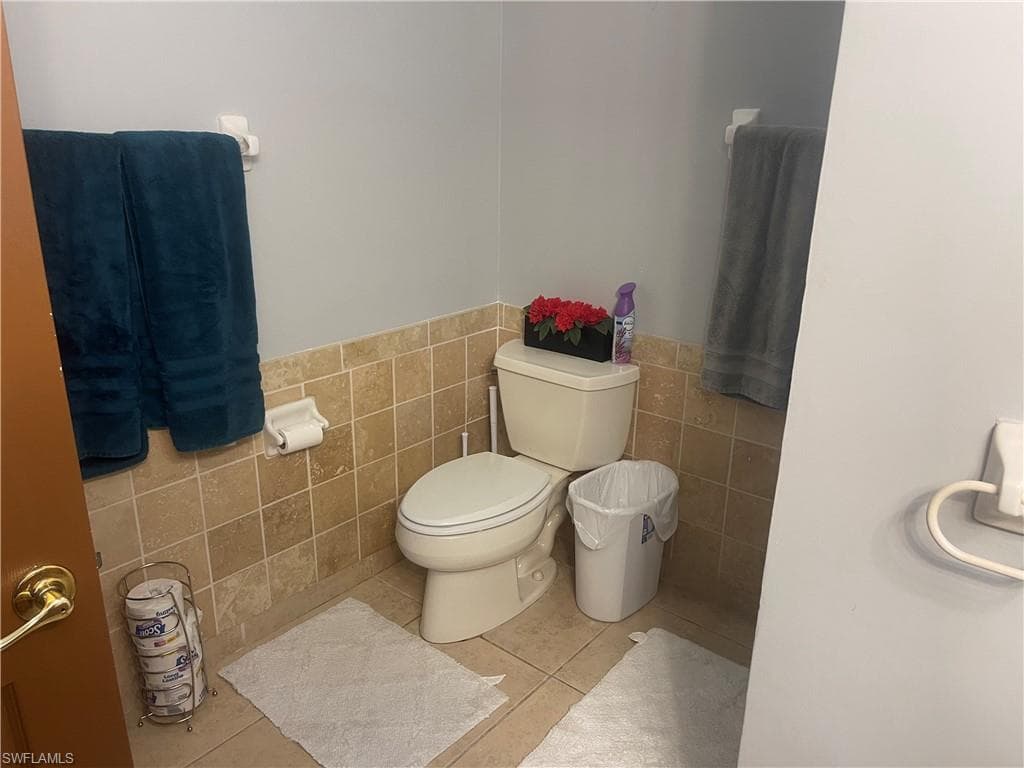 5930 Lancewood Way, Naples, FL 34116-15