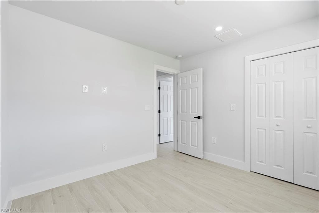 12511 Davis Blvd, Fort Myers, FL 33905-11
