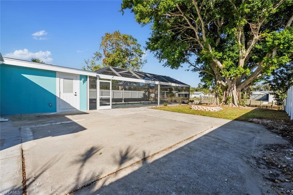 12511 Davis Blvd, Fort Myers, FL 33905-36