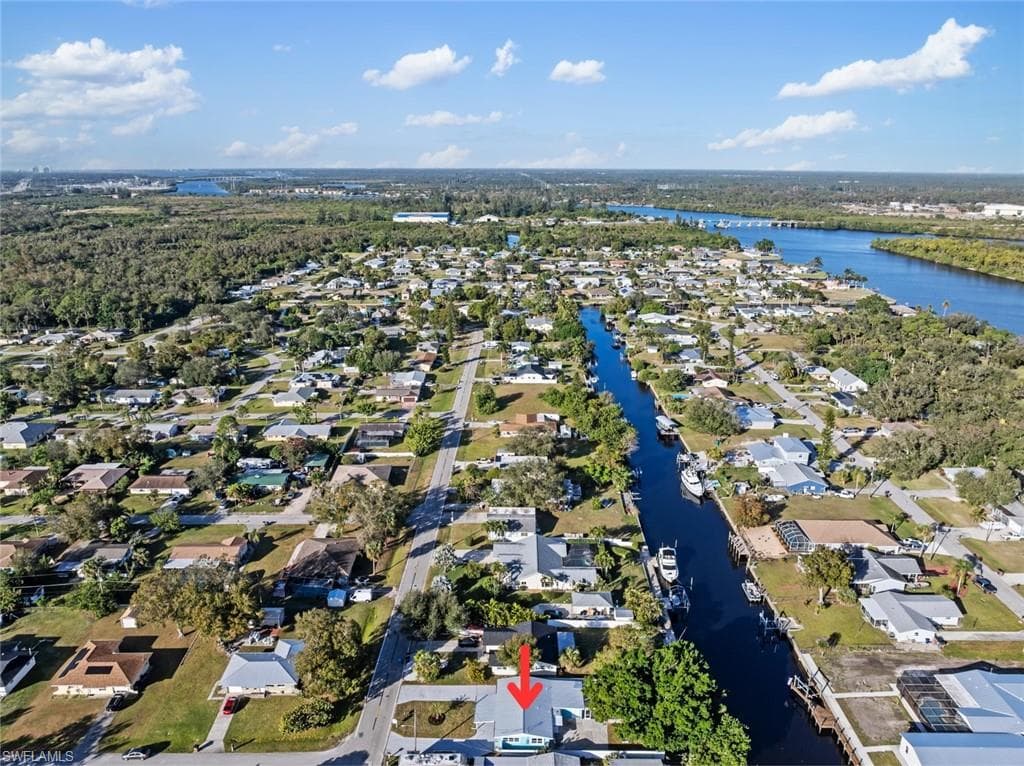 12511 Davis Blvd, Fort Myers, FL 33905-39