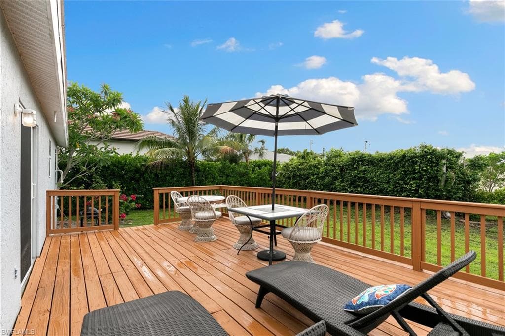 1357 Merrimac Ave, Marco Island, FL 34145-23
