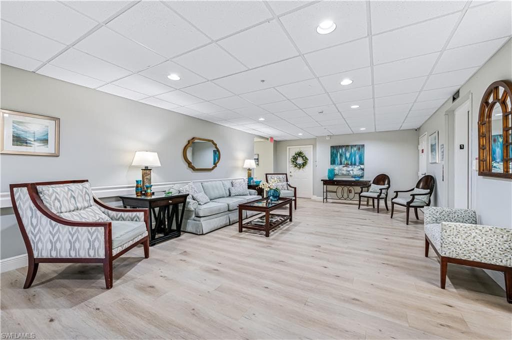 900 Arbor Lake Dr 9-307, Naples, FL 34110-24