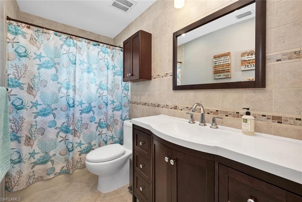 674 103rd Ave N, Naples, FL 34108-15