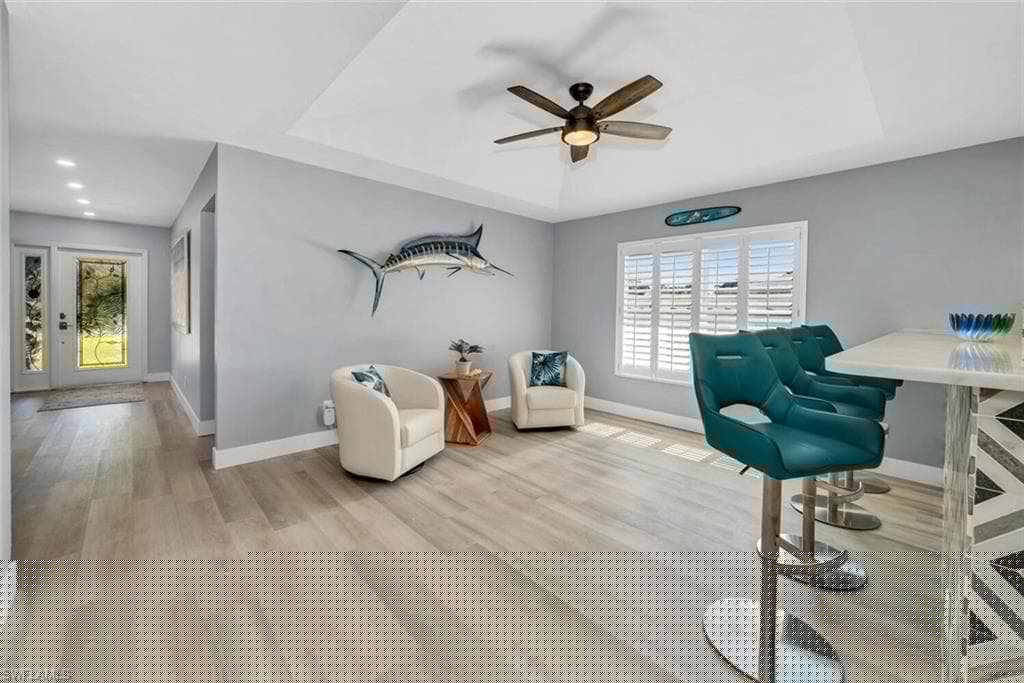 674 103rd Ave N, Naples, FL 34108-7