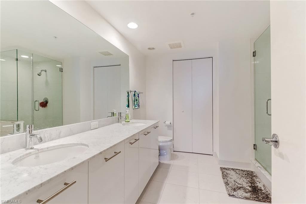 3000 Oasis Grand Blvd 1704, Fort Myers, FL 33916-21