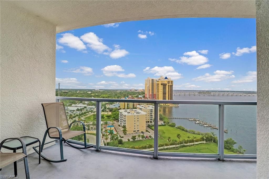 3000 Oasis Grand Blvd 1704, Fort Myers, FL 33916-24