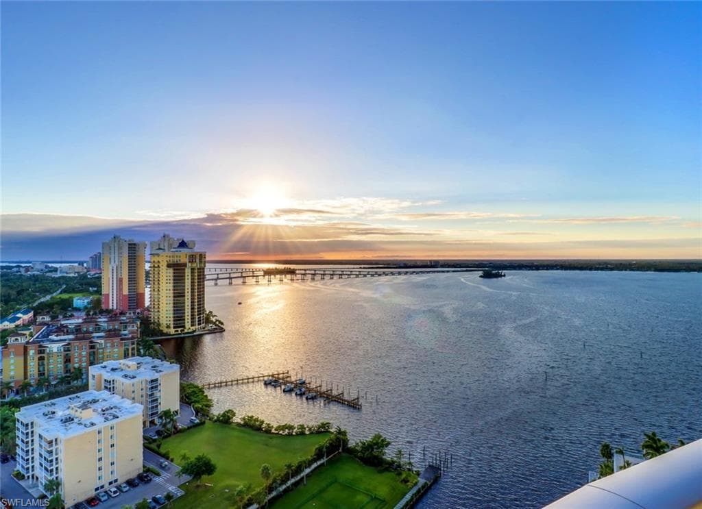 3000 Oasis Grand Blvd 1704, Fort Myers, FL 33916-26