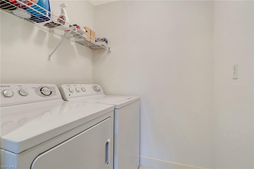 3000 Oasis Grand Blvd 1704, Fort Myers, FL 33916-28