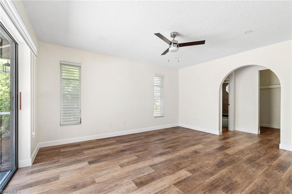 1513 52nd Ln, Cape Coral, FL 33914-15