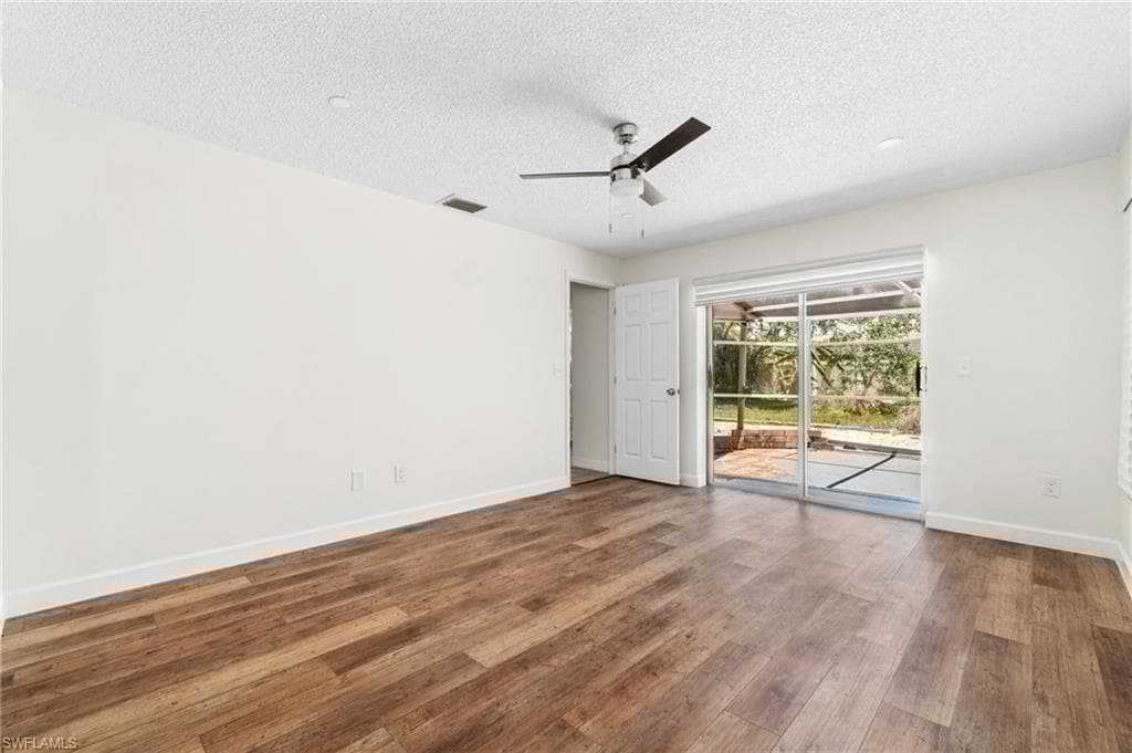 1513 52nd Ln, Cape Coral, FL 33914-16