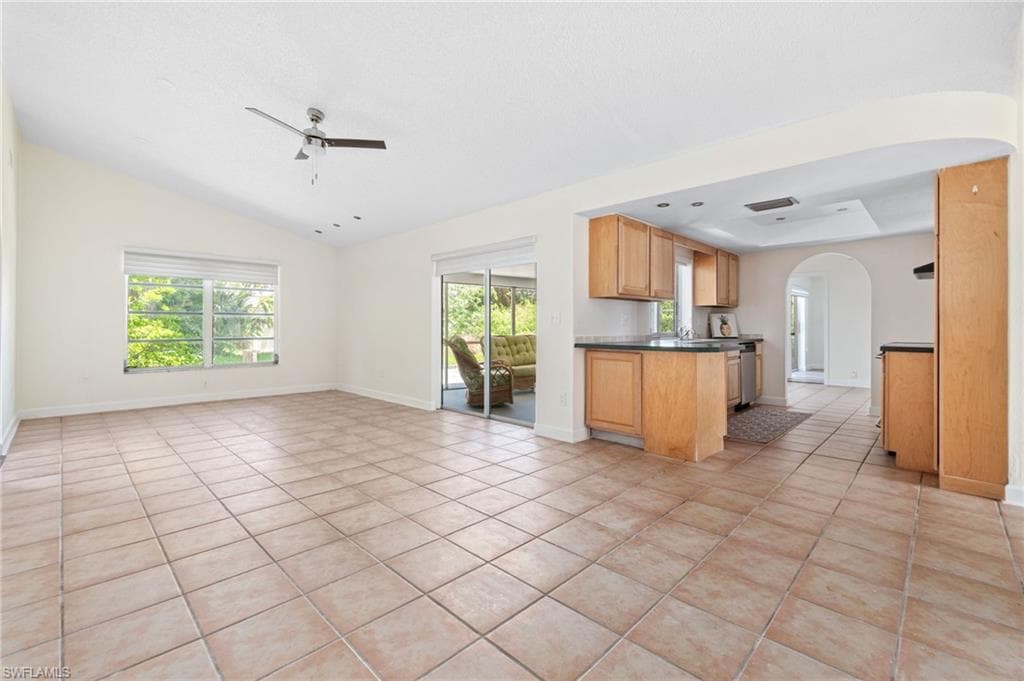 1513 52nd Ln, Cape Coral, FL 33914-22