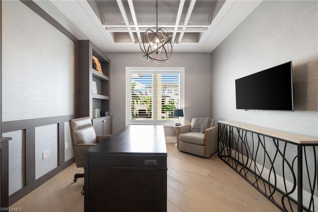 175 Conners Ave, Naples, FL 34108-21