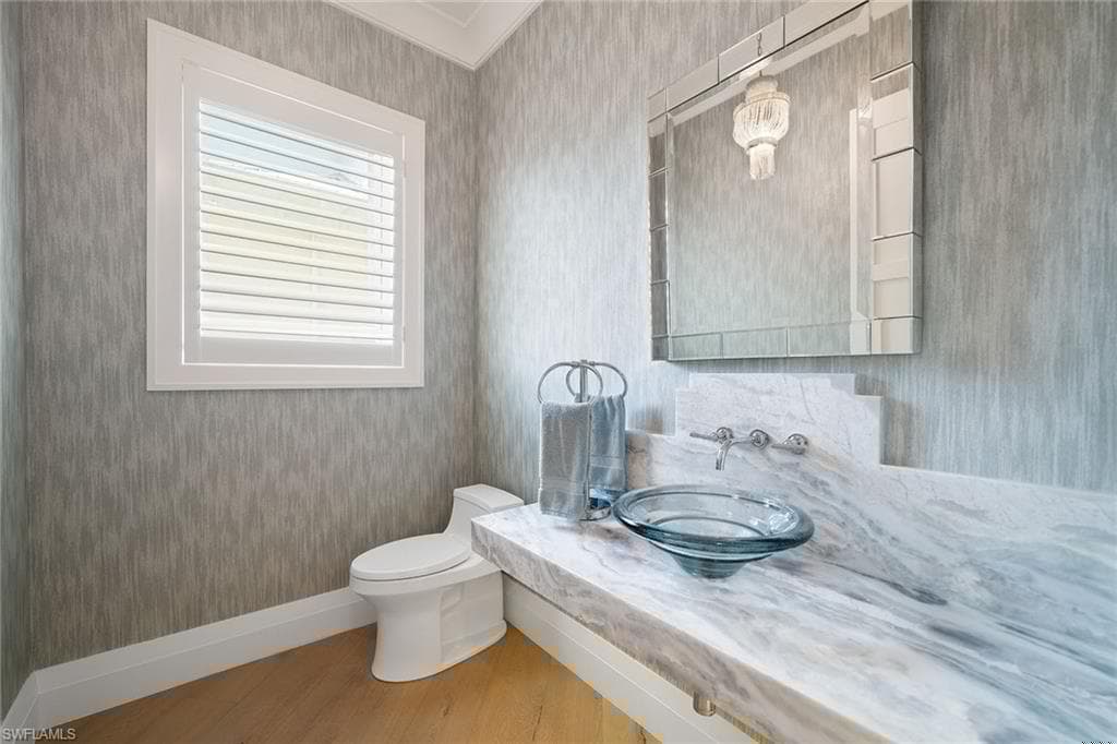 175 Conners Ave, Naples, FL 34108-22