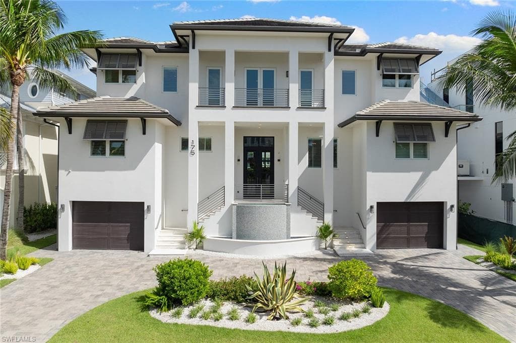 175 Conners Ave, Naples, FL 34108-26
