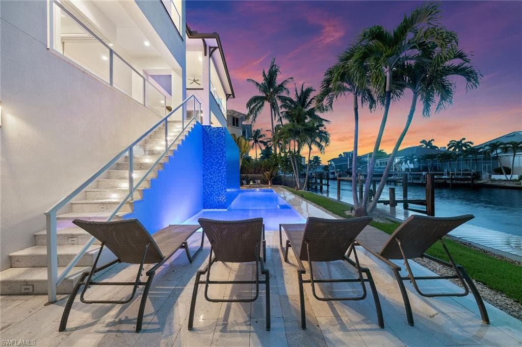 175 Conners Ave, Naples, FL 34108-4