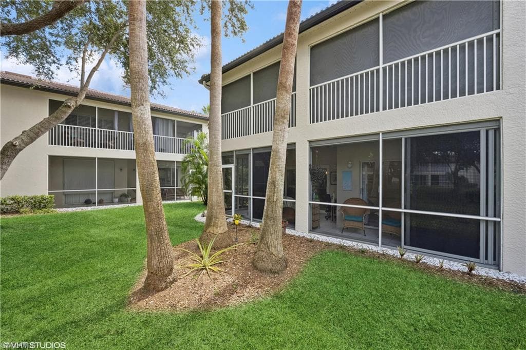 200 Diamond Cir 207, Naples, FL 34110-30