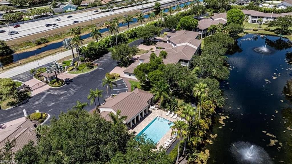 200 Diamond Cir 207, Naples, FL 34110-32